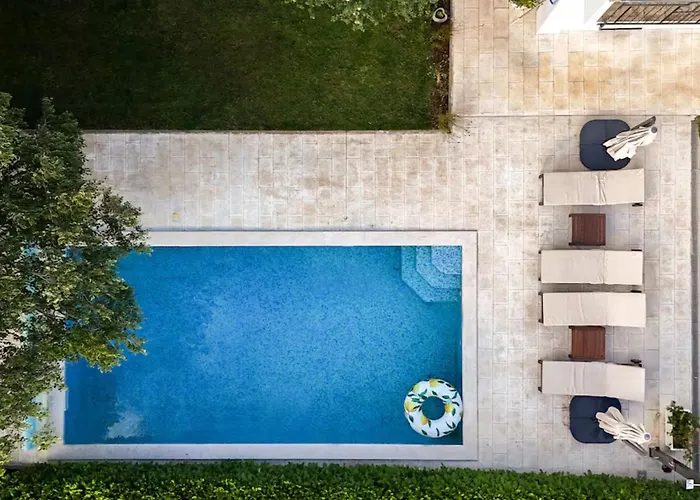 Villa Mima Pool Retreat Lovreć