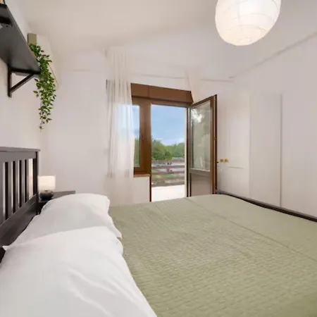 Mima Pool Retreat * Opanci