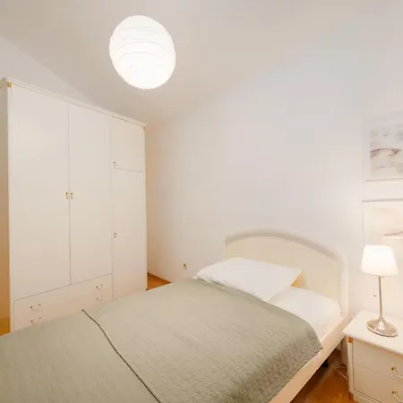 Villa Mima Pool Retreat